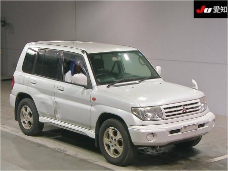 Mitsubishi Pajero Io