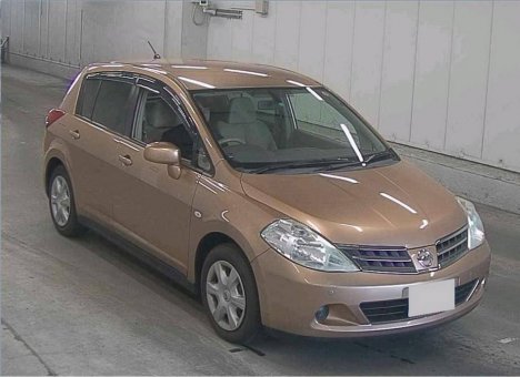 Nissan Tiida