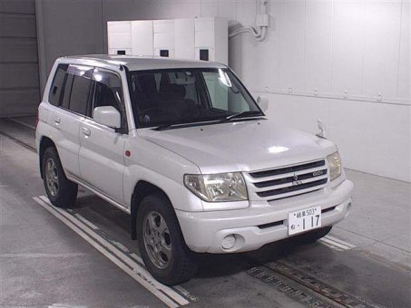 Mitsubishi Pajero Io
