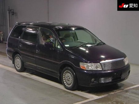 Nissan Bassara