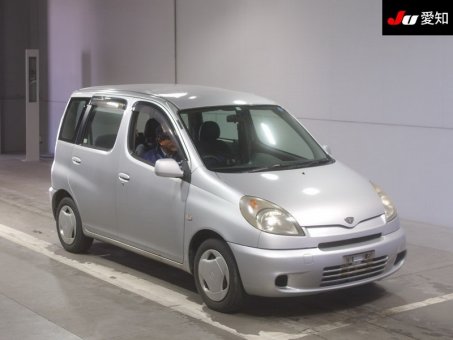 Toyota Funcargo