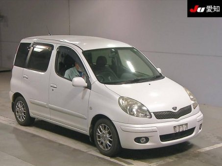 Toyota Funcargo