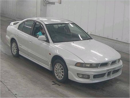 Mitsubishi Galant