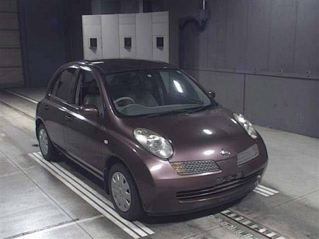 Nissan March