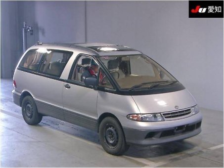 Toyota Estima Lucida