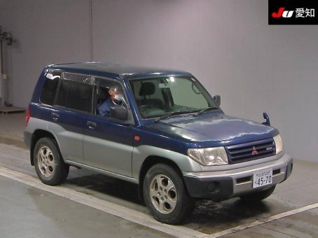 Mitsubishi Pajero Io