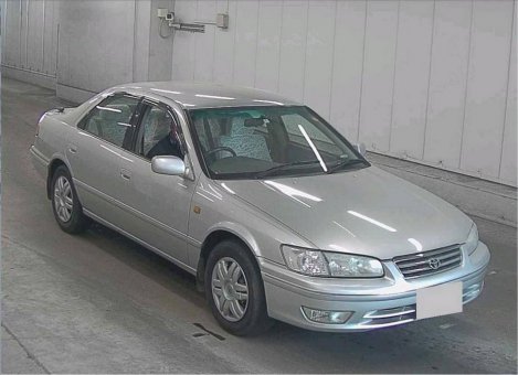 Toyota Camry Gracia