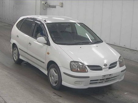 Nissan Tino