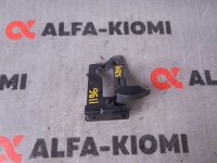 Замок капота