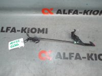 Замок капота